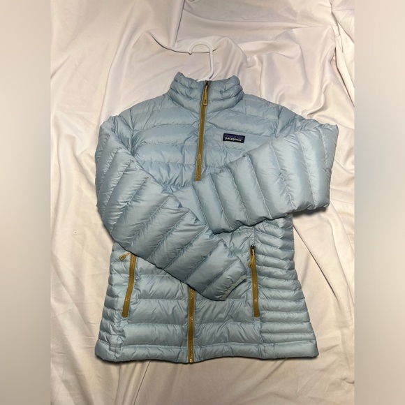 Patagonia women’s Down Puffer Jacket | XS - Picture 6 of 11